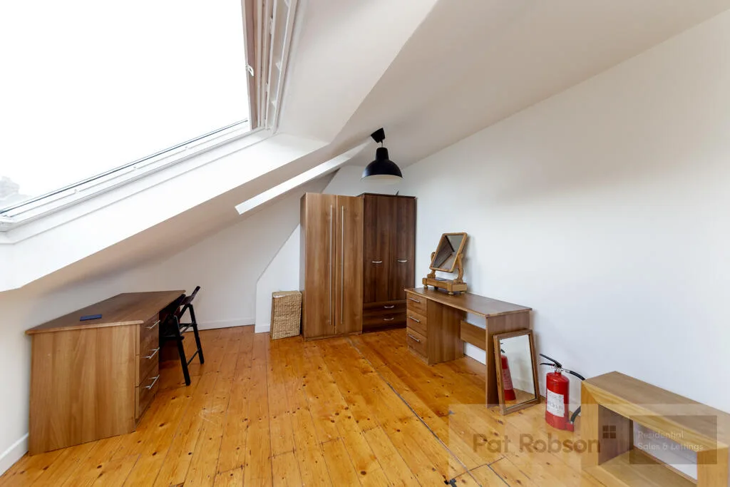 5 bedroom property for rent