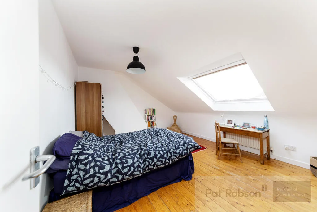 5 bedroom property for rent