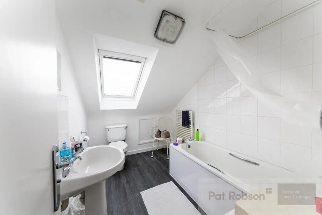 5 bedroom property for rent