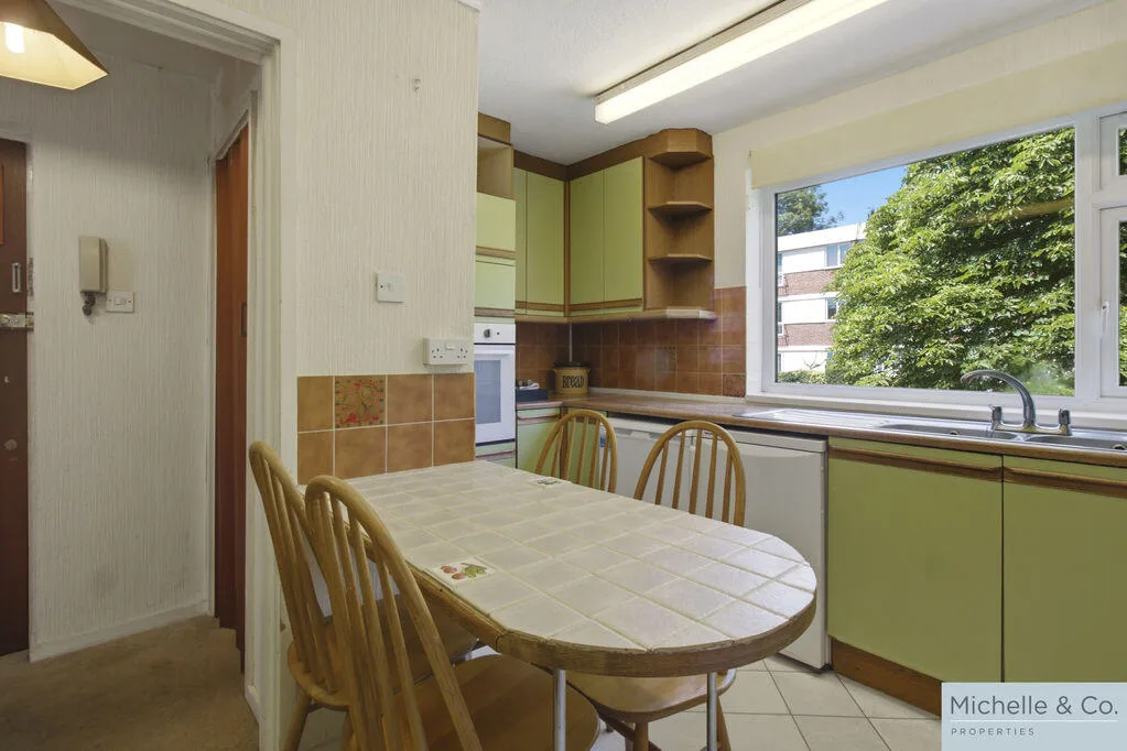 2 bedroom flat for rent