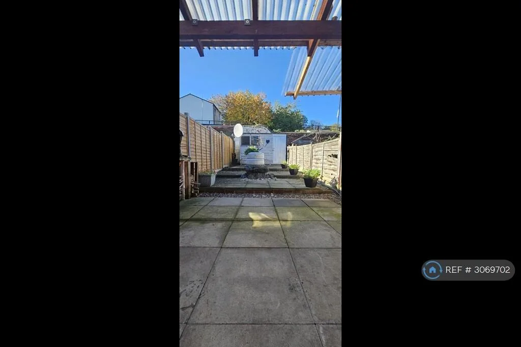 2 bedroom terraced house for rent