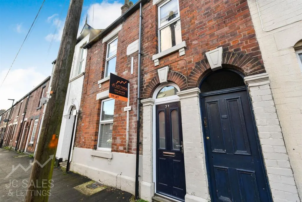 6 bedroom terraced house for rent