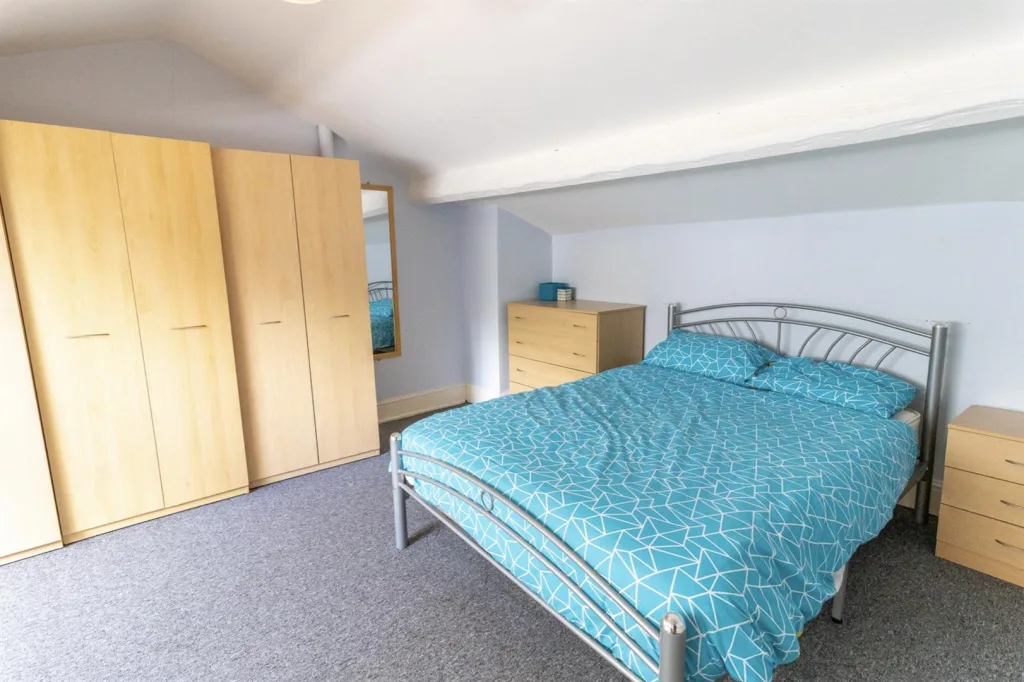 3 bedroom flat for rent