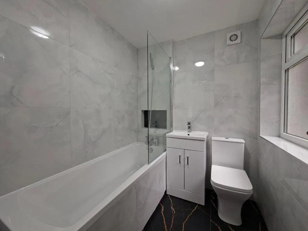 2 bedroom ground floor maisonette for rent