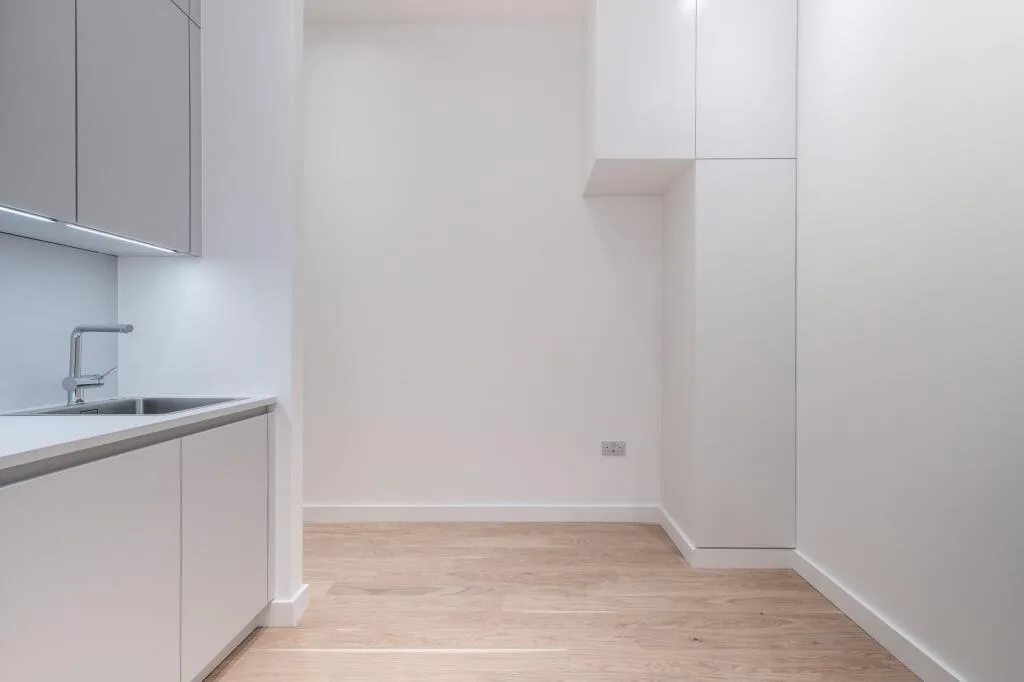 Ground floor studio flat for rent