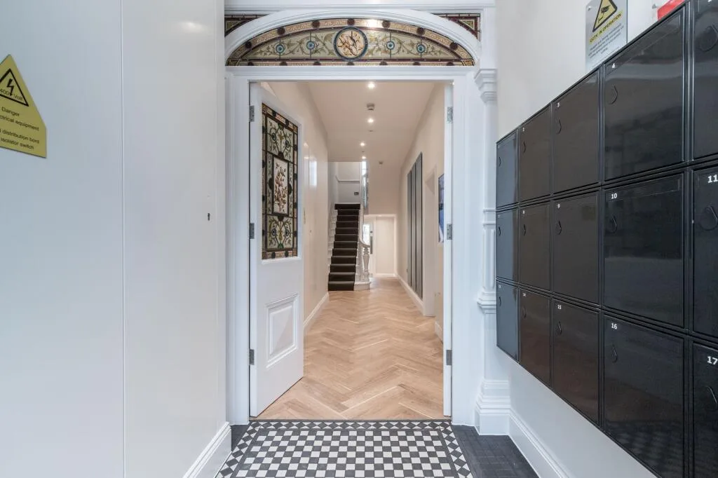 Ground floor studio flat for rent
