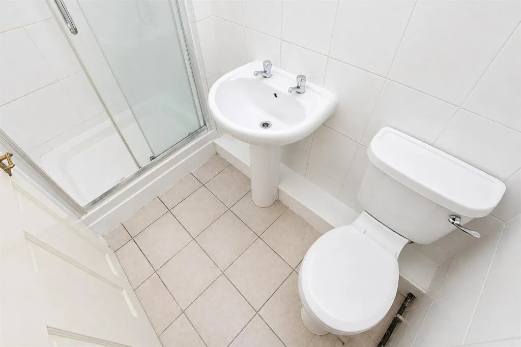 7 bedroom house for rent
