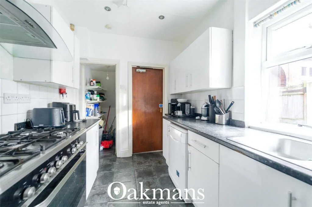 4 bedroom terraced house for rent