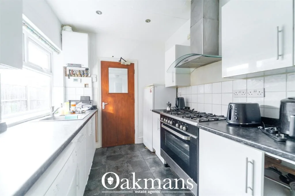 4 bedroom terraced house for rent