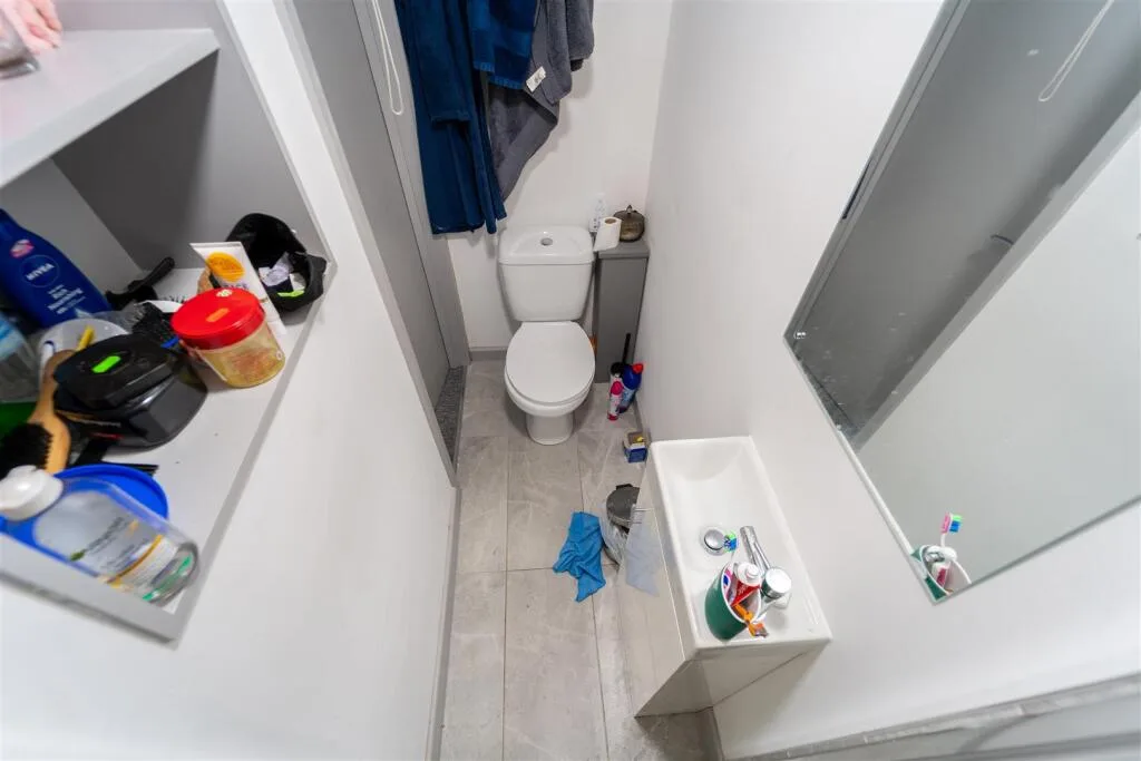5 bedroom house for rent