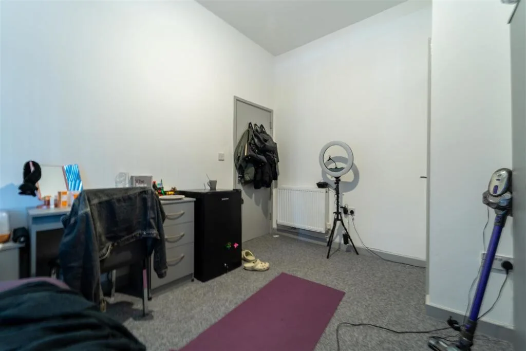 5 bedroom house for rent