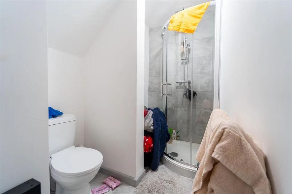 5 bedroom house for rent