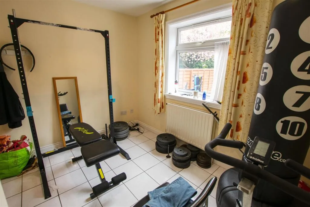 7 bedroom house for rent