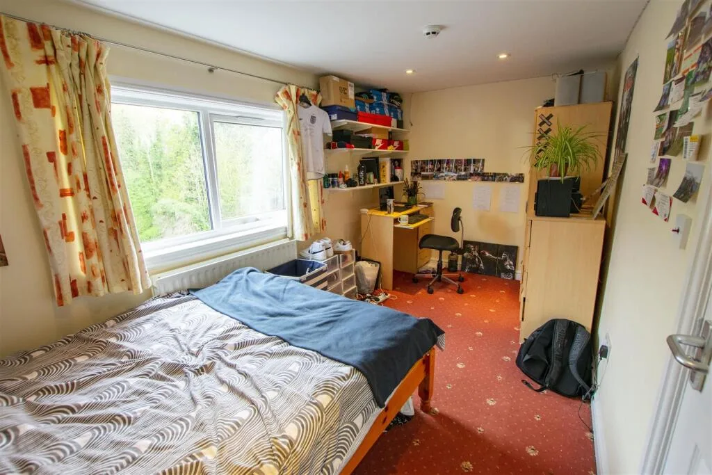 7 bedroom house for rent