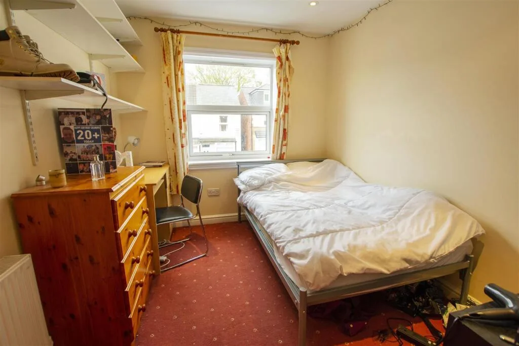 7 bedroom house for rent