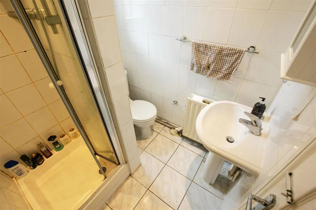 7 bedroom house for rent