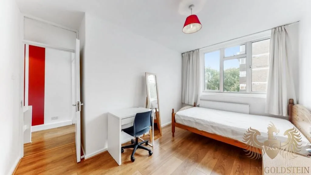 4 bedroom maisonette for rent