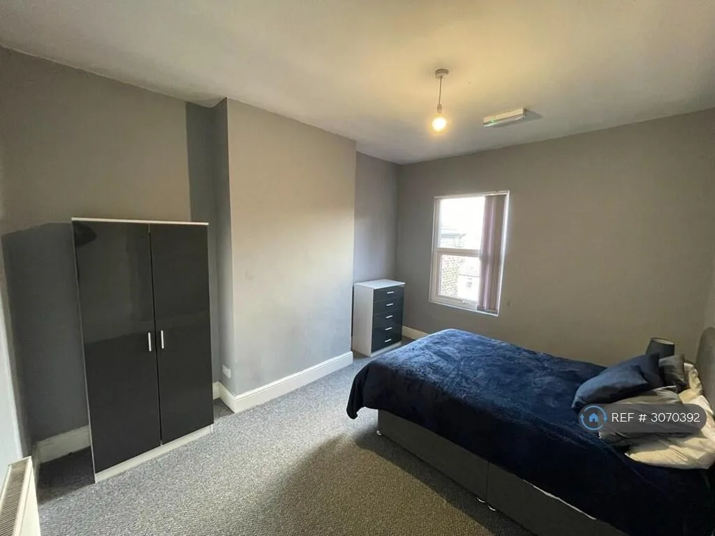 4 bedroom terraced house for rent