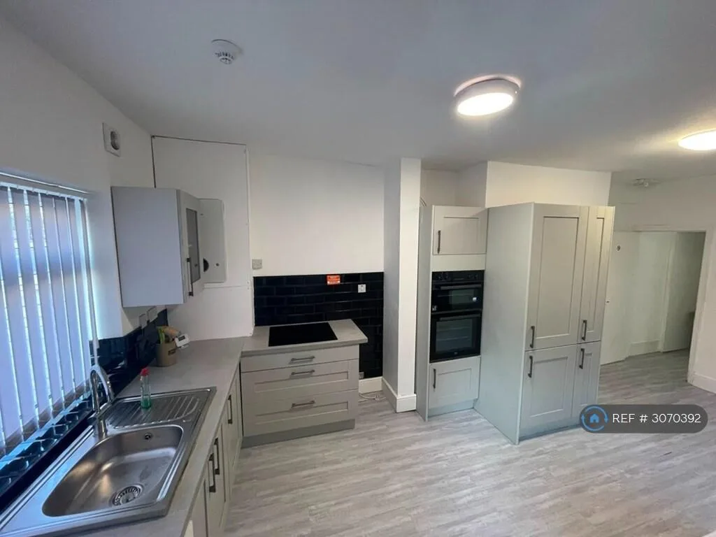 4 bedroom terraced house for rent