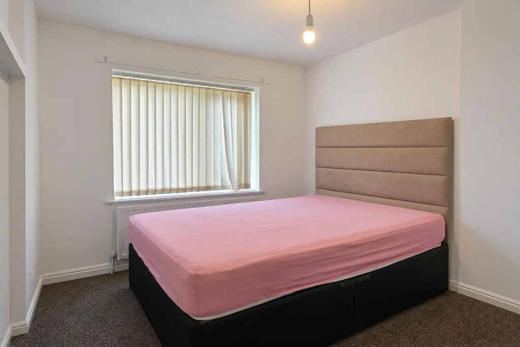 3 bedroom semi-detached house for rent