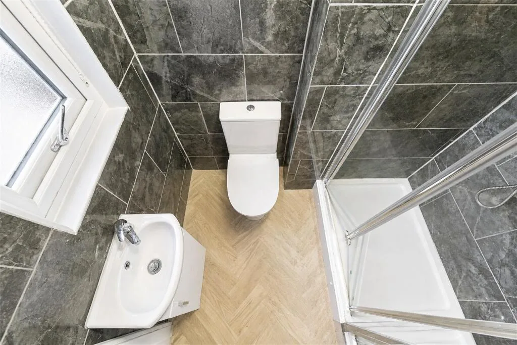 5 bedroom house for rent