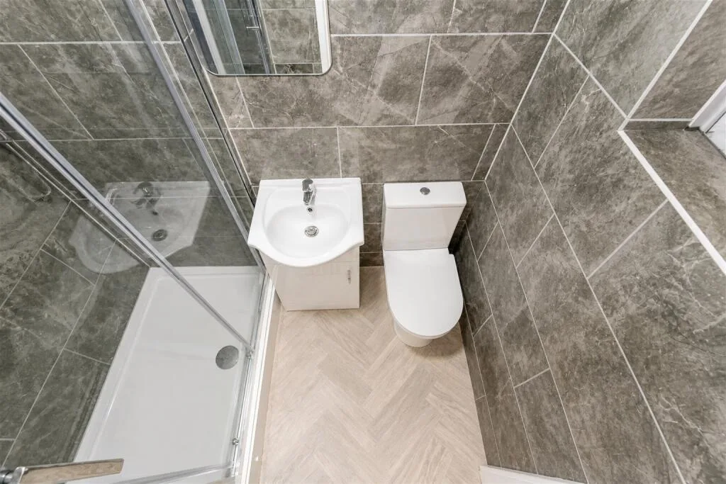 5 bedroom house for rent