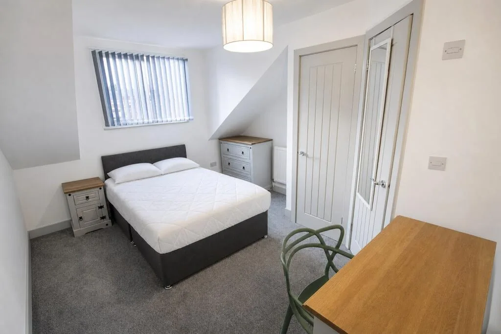 7 bedroom house for rent