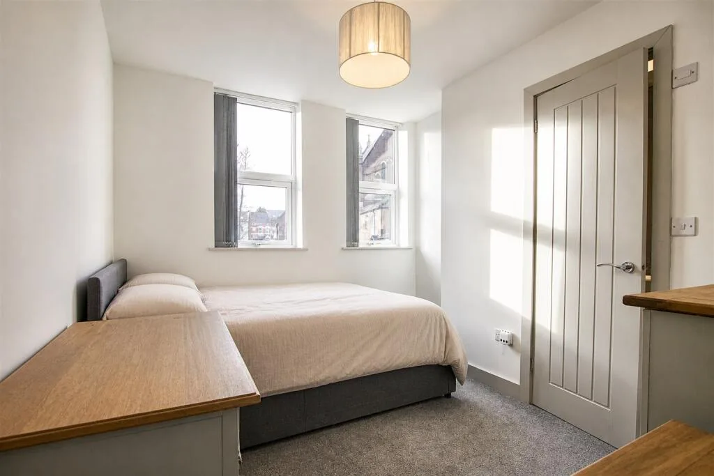 7 bedroom house for rent
