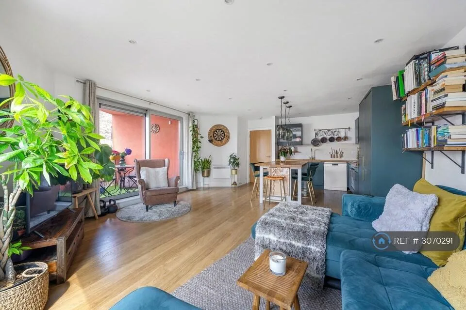 2 bedroom flat for rent