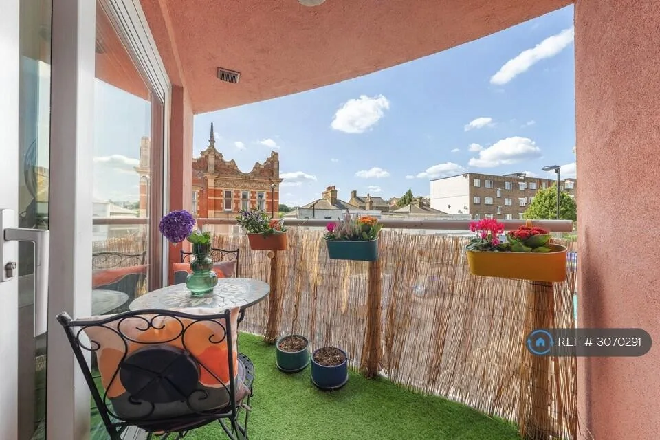 2 bedroom flat for rent
