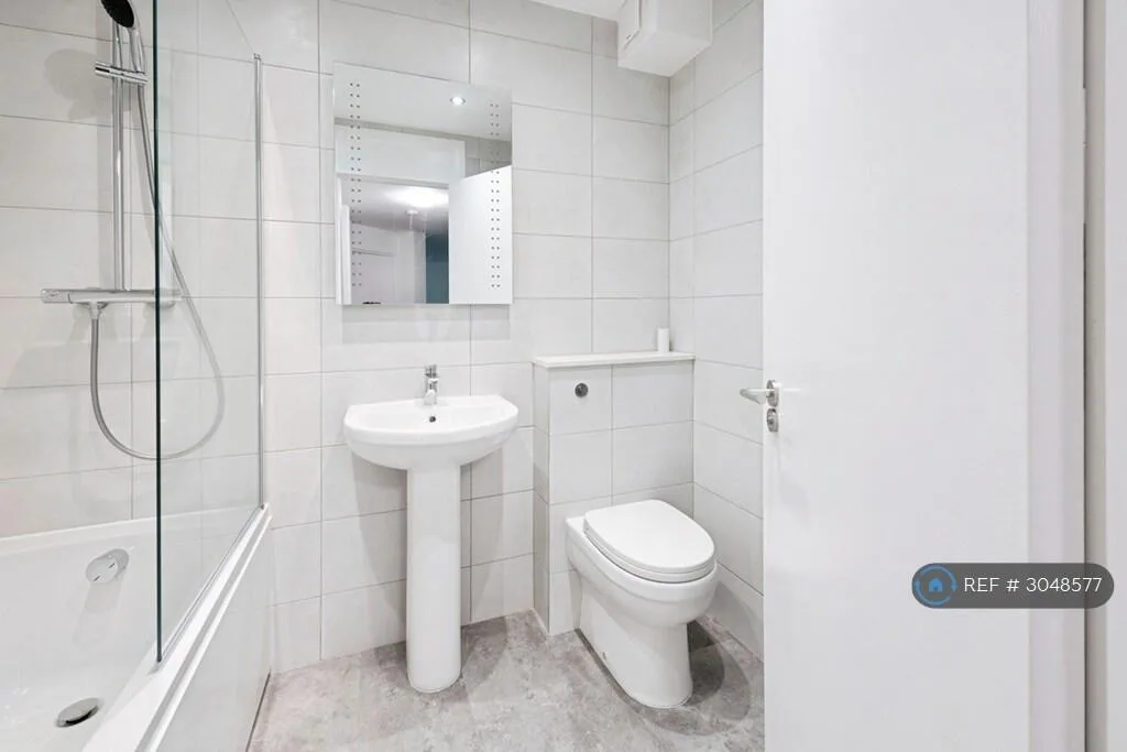 3 bedroom flat for rent