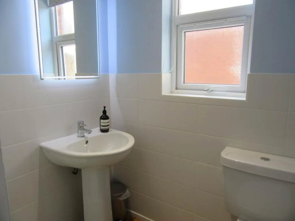 4 bedroom terraced house for rent