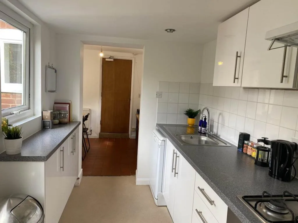 5 bedroom house for rent