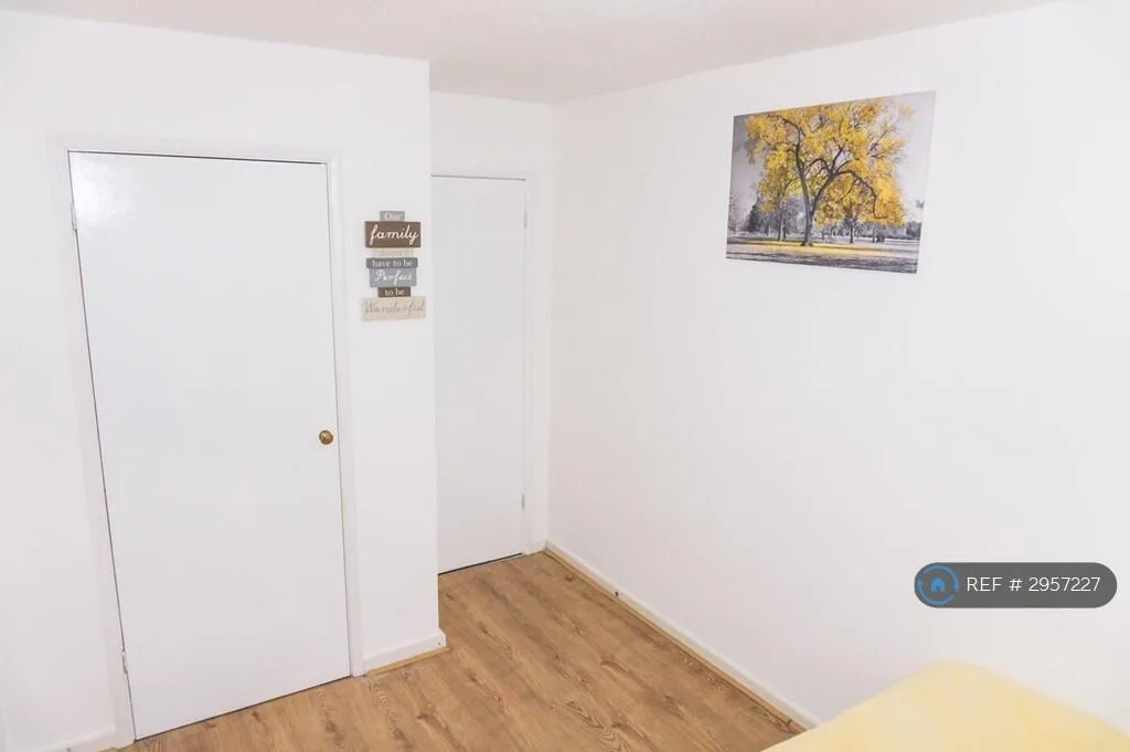 6 bedroom terraced house for rent
