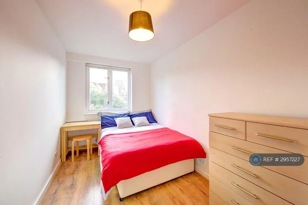 6 bedroom terraced house for rent