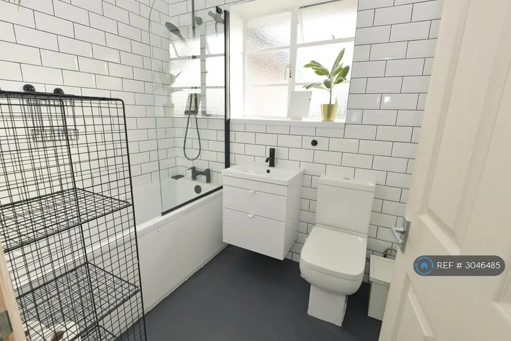 3 bedroom maisonette for rent