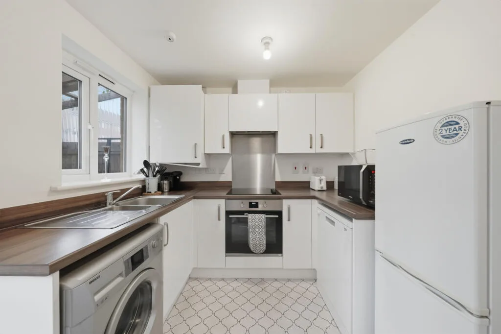 2 bedroom house for rent