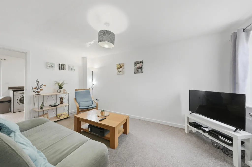 2 bedroom house for rent