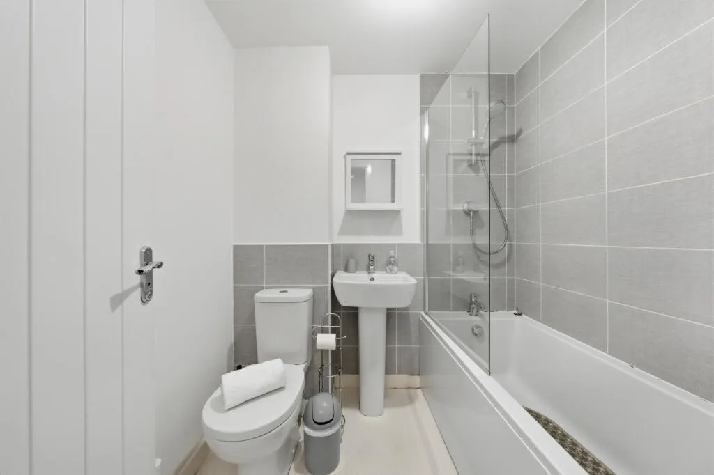 2 bedroom house for rent