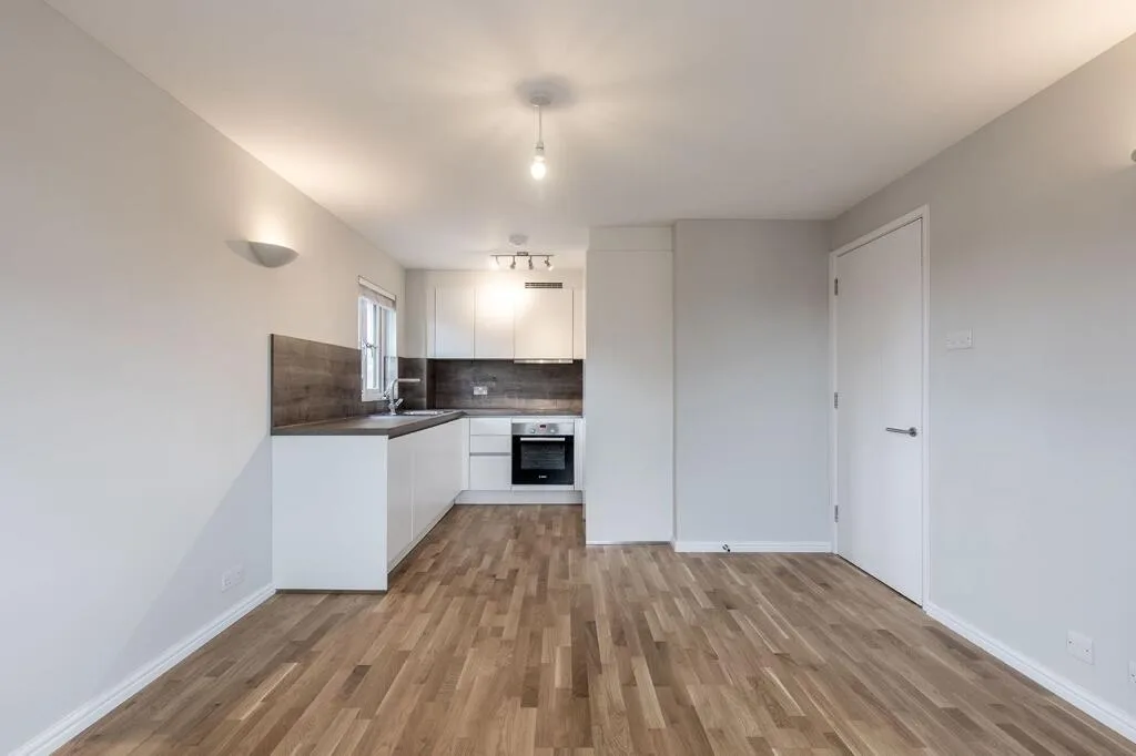 1 bedroom ground floor flat for rent