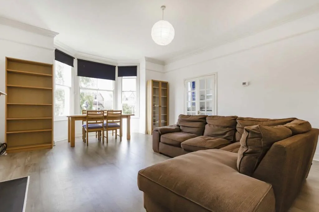 2 bedroom flat for rent