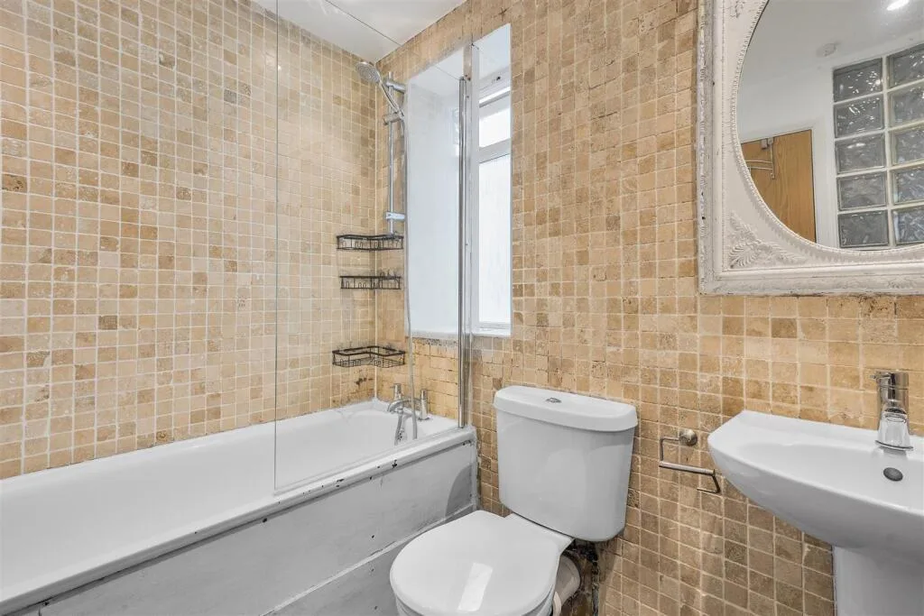 3 bedroom flat for rent
