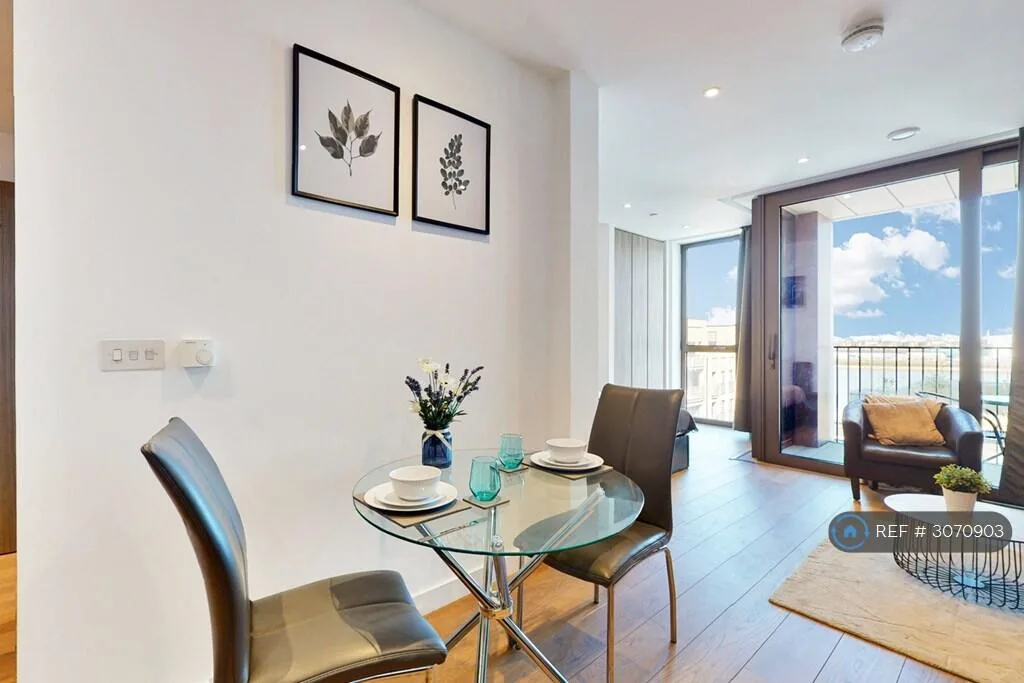 Studio flat for rent