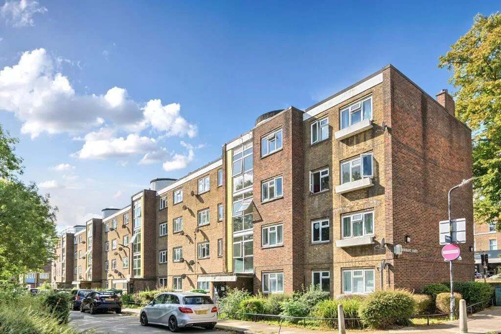 2 bedroom flat for rent