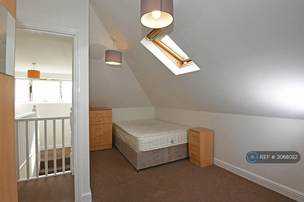 3 bedroom flat for rent