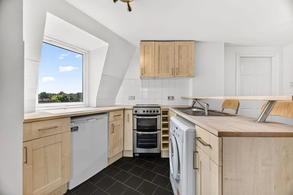 Studio flat for rent