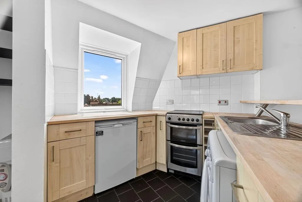 Studio flat for rent