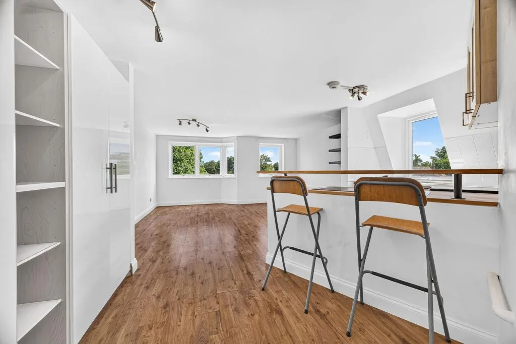 Studio flat for rent