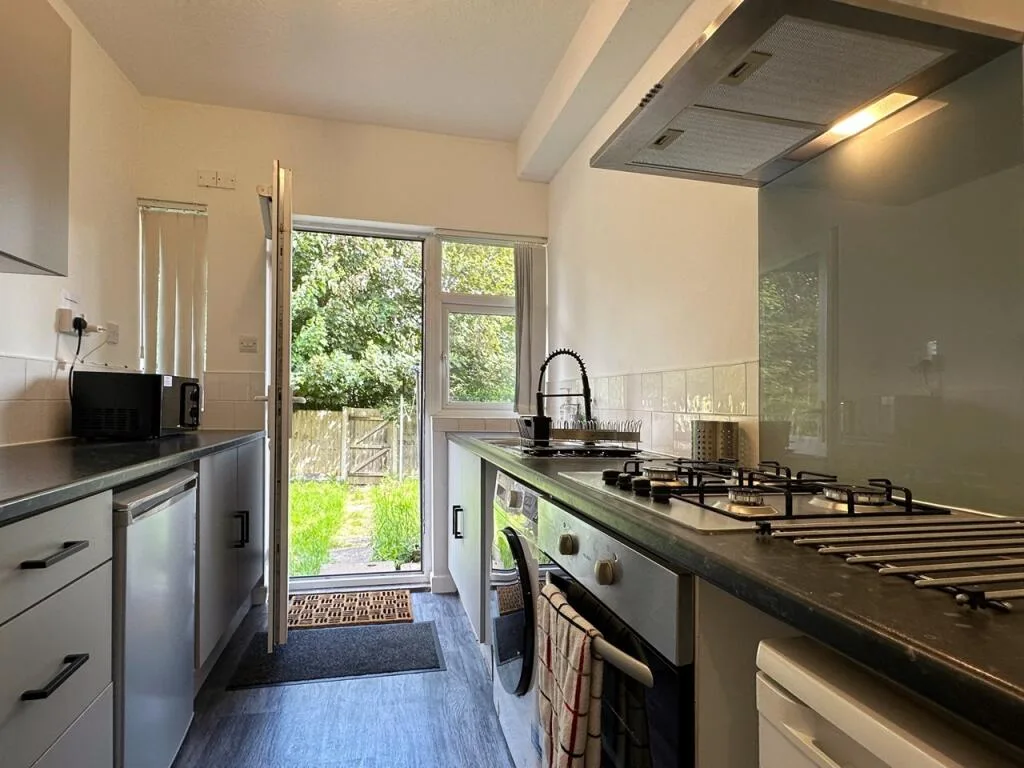 2 bedroom ground floor flat for rent