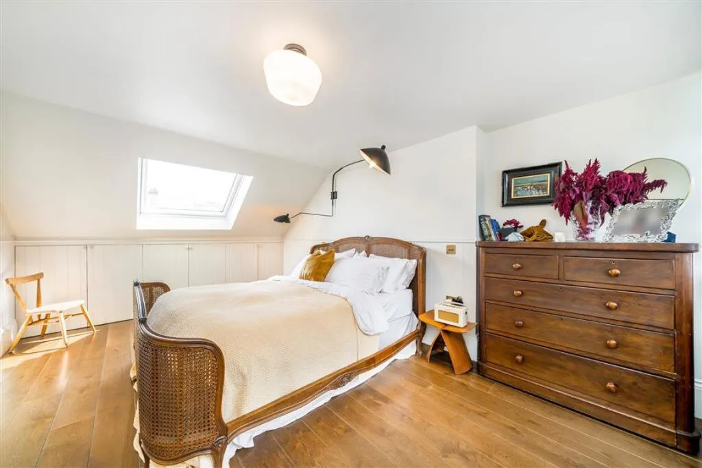 4 bedroom terraced house for rent